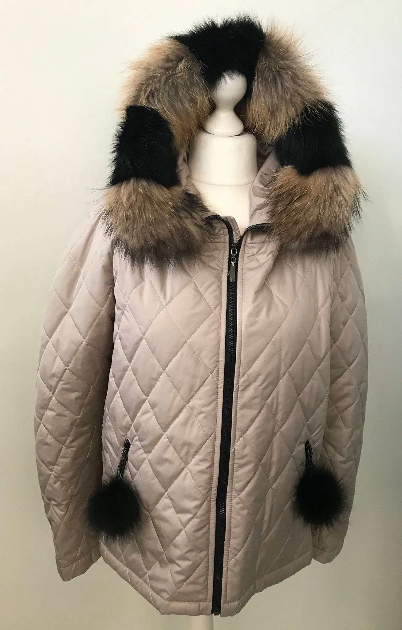 Women beige jacket сoat Hood trim fox fur and raccoon, Stand with Ukraine