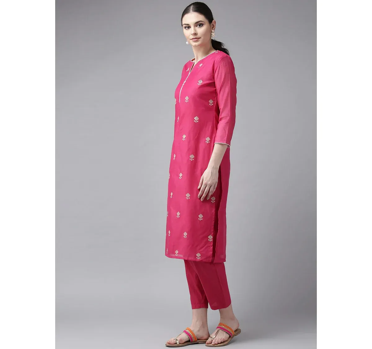 Women'S Pink & Cream-Coloured Embroidered Kurta With Trousers